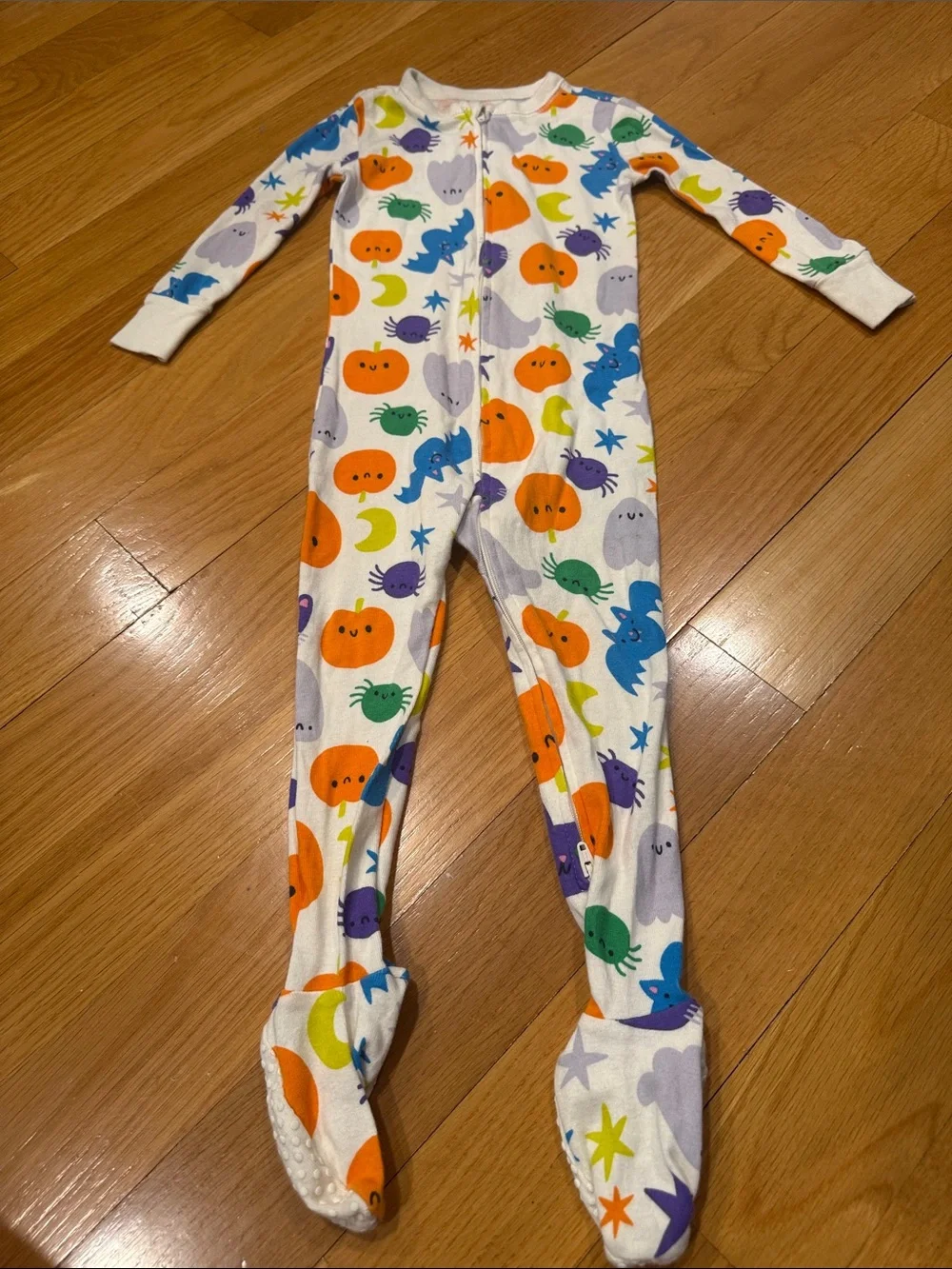Old navy unisex one piece sleeper size 18-24 .